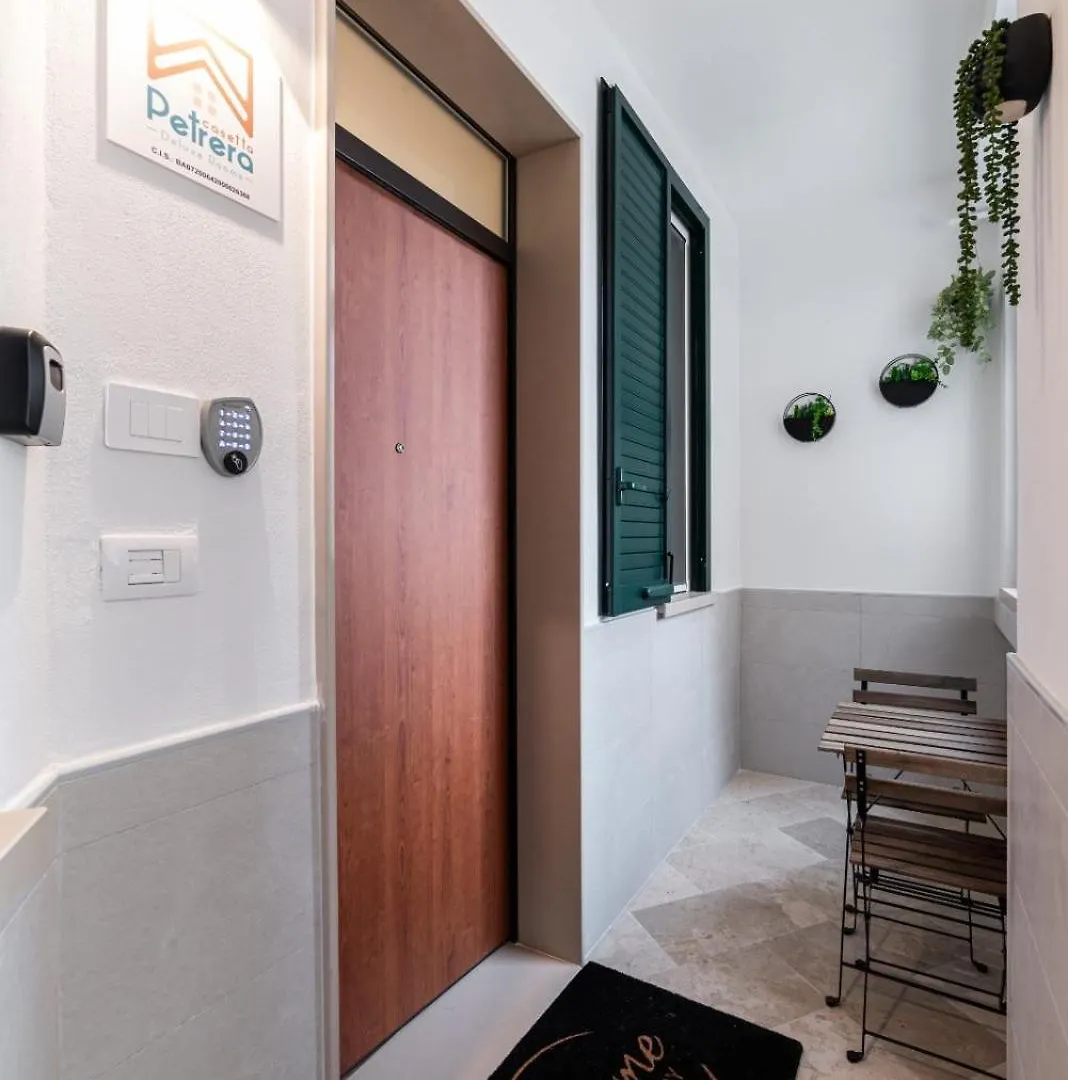 Casetta Petrera Deluxe Rooms Bari Affittacamere